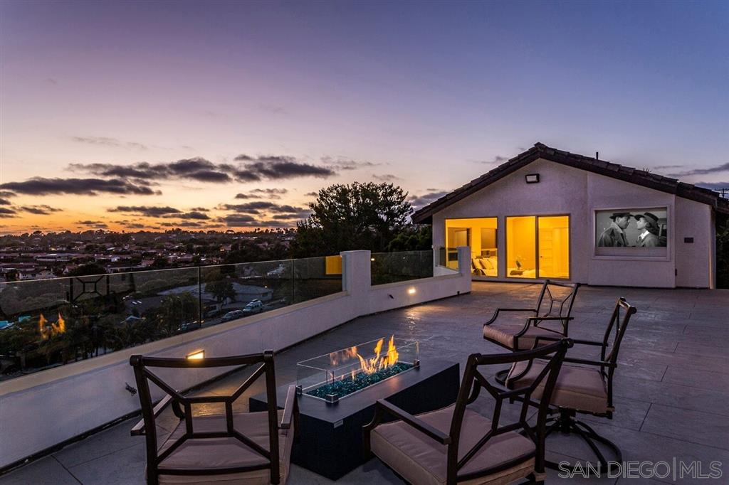 La Jolla Exterior Deck After 3